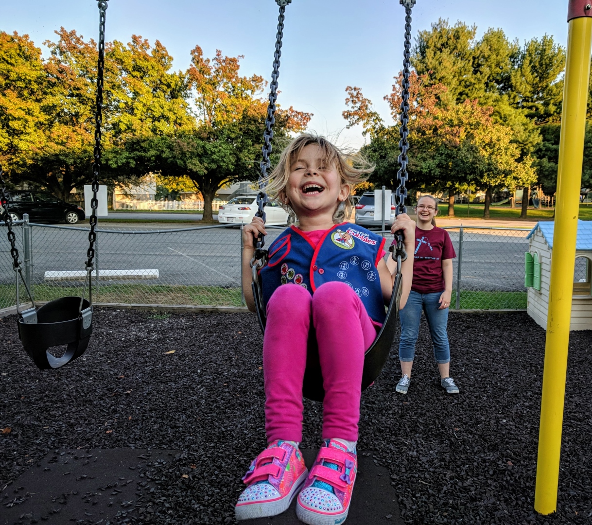 Awana kid swing